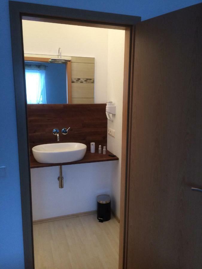 Pension Am Römerhof Münzenberg Exteriör bild