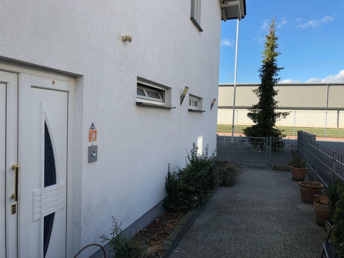 Pension Am Römerhof Münzenberg Exteriör bild