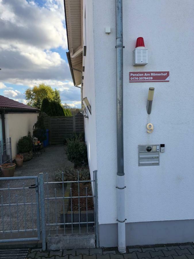 Pension Am Römerhof Münzenberg Exteriör bild